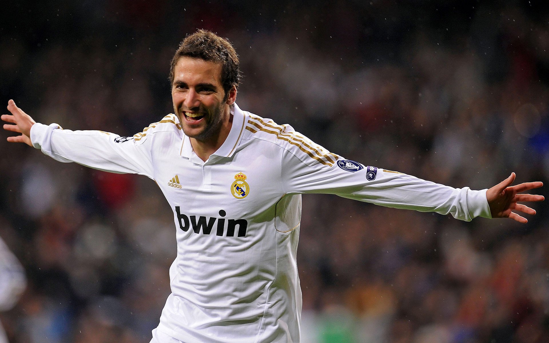 九游赛事-球场瞬间：全场最精彩、最震撼的放大版，球场上的精彩瞬间